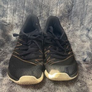 New Balance women’s Minimus TR training shoes - size 10